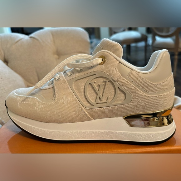 Louis Vuitton shoes women sneakers - Picture 7 of 7